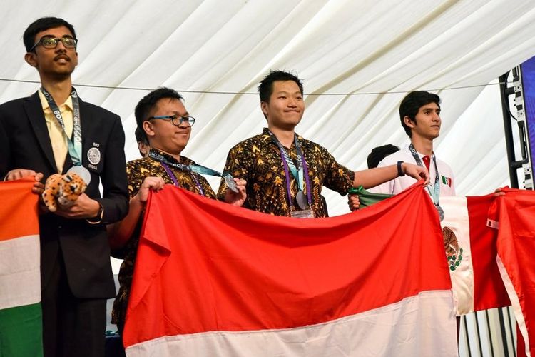 indonesia-raih-medali-emas-olimpiade-matematika